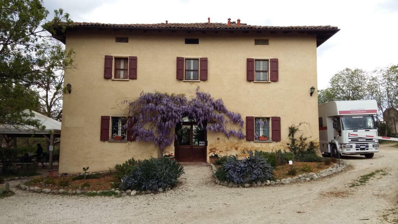 Agriturismo Montevecchio Isolani Monte San Pietro Exterior foto